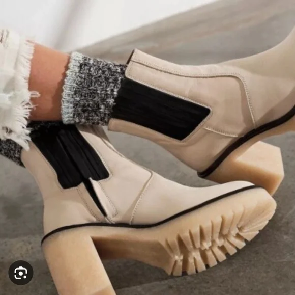 Free People Women's Leather Cream and Black Ankle Boots_41